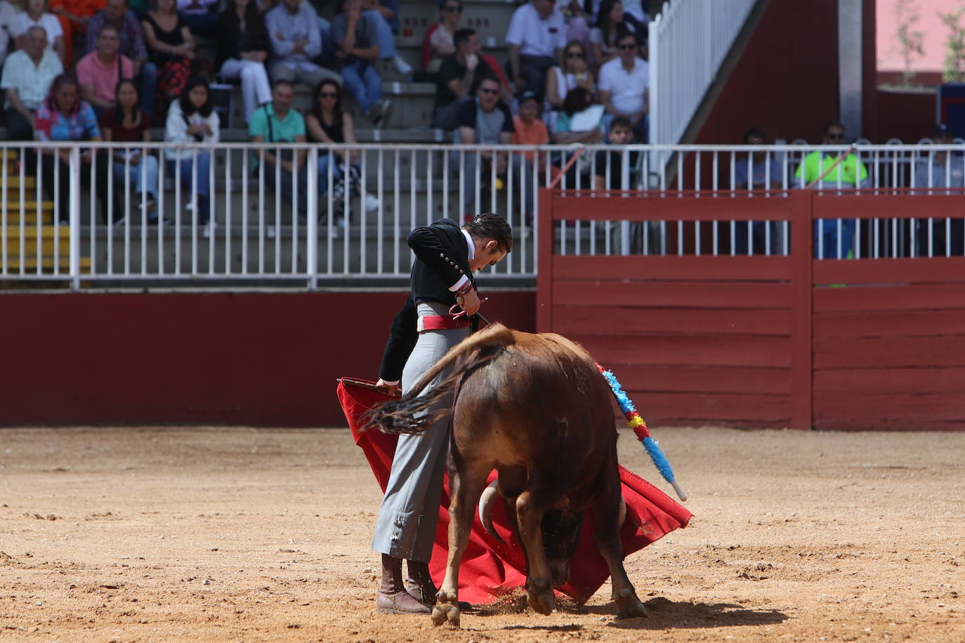 Oreja para Hernández y León en la última clase práctica del Certamen