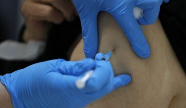 La Consejería de Sanidad inicia la campaña de inmunización infantil frente al virus respiratorio sincitial (VRS)