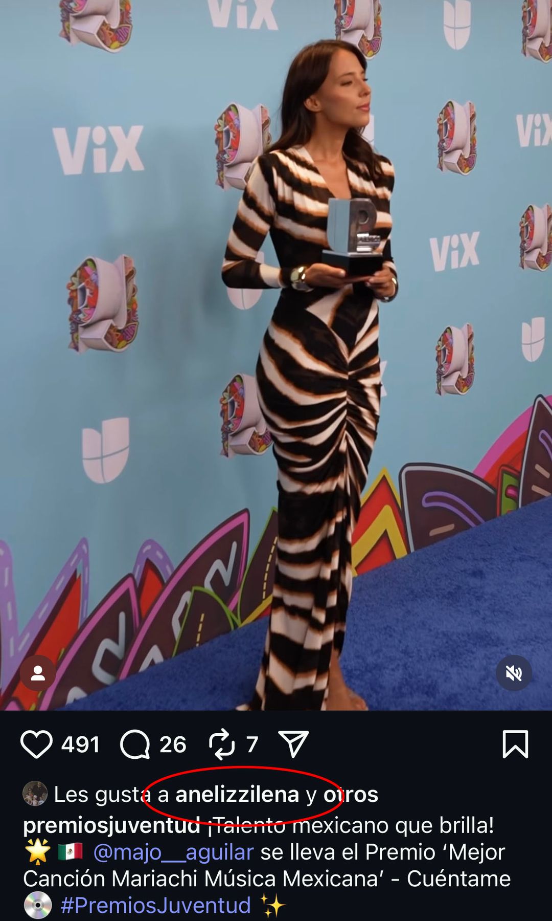 Majo Aguilar se fue a casa con un galardón de Premios Juventud.