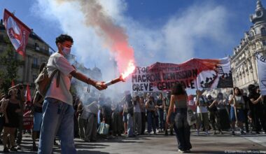 Huelga y protestas en Francia contra los recortes sociales – DW – 18/09/2025
