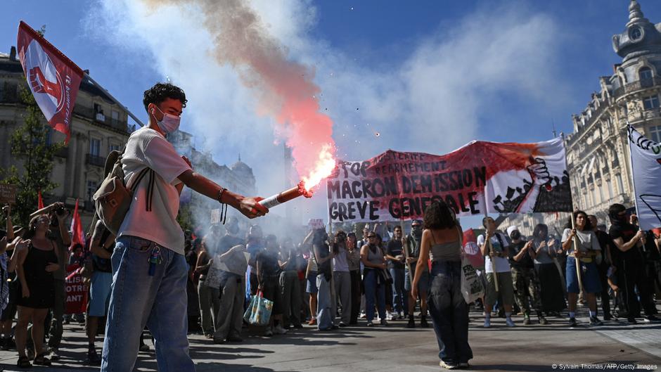 Huelga y protestas en Francia contra los recortes sociales – DW – 18/09/2025