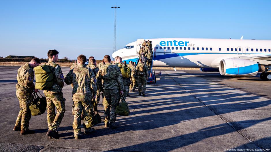 Avistan más drones sobre la mayor base militar de Dinamarca – DW – 27/09/2025