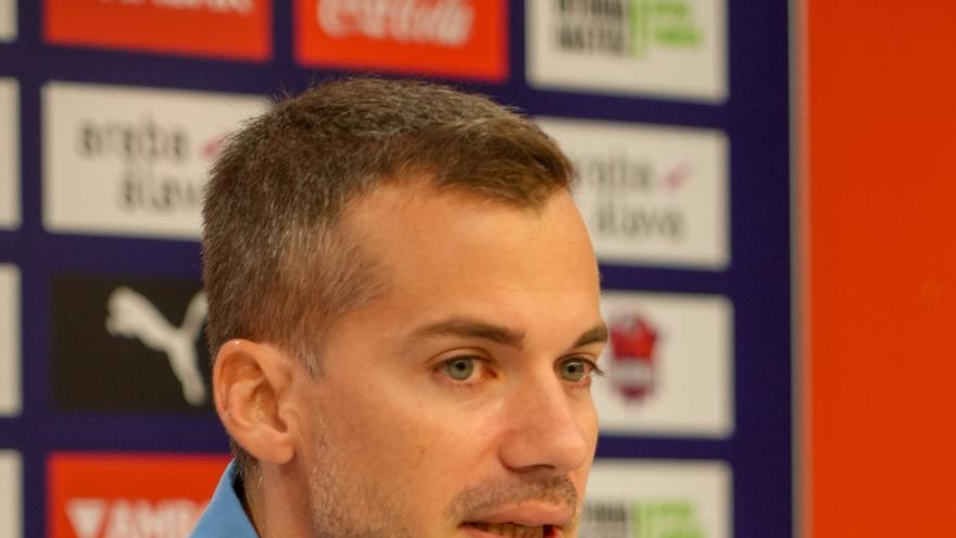 Xevi Pujol: &quot;Vamos a ser un equipo que corra, intenso, atlético y proactivo&quot;
