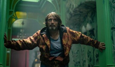 Mads Mikkelsen tiene que matar un monstruo en el tráiler de 'Dust Bunny', lo nuevo del creador de 'Hannibal'