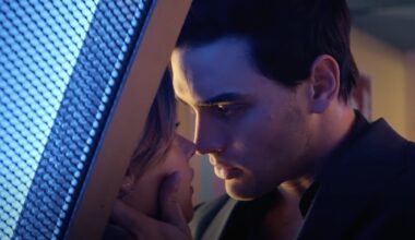 La pasión se desata entre Nick y Noah en el tráiler de 'Culpa nuestra'