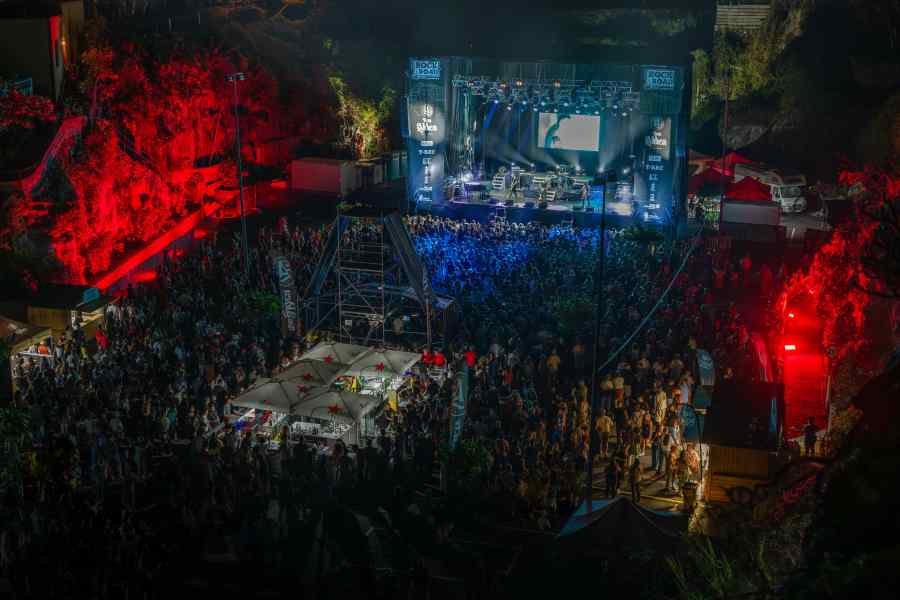 El Rock & Road congrega a 2.500 amantes del rock en San Andrés y Sauces
