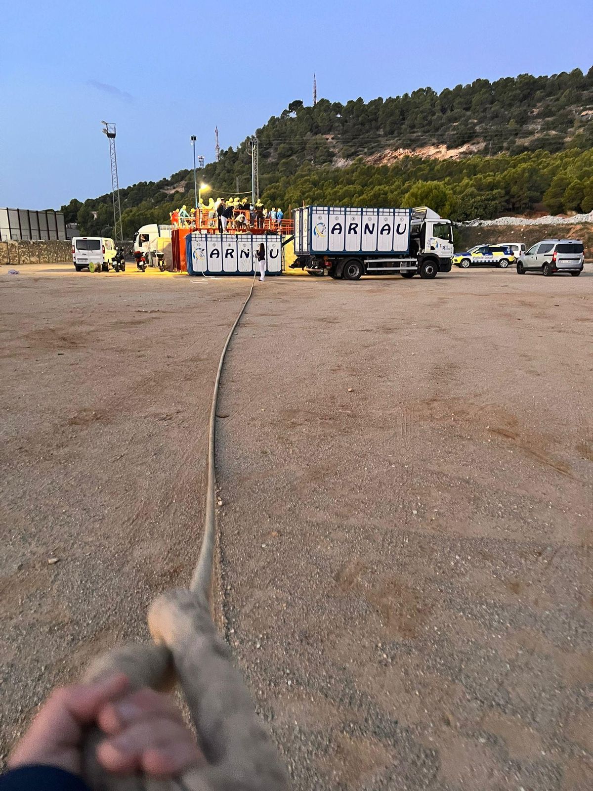 Preparados para la exhibición del toro enmaromado de Benavente.