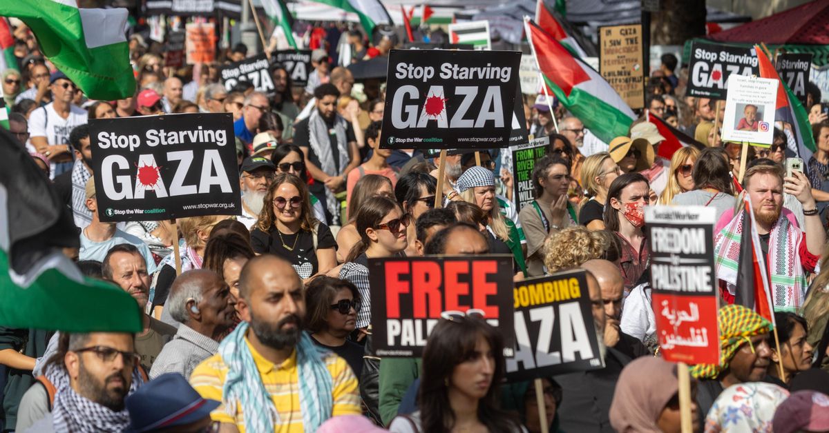 La Policía británica eleva a 890 los detenidos en Londres por apoyar al grupo Palestine Action