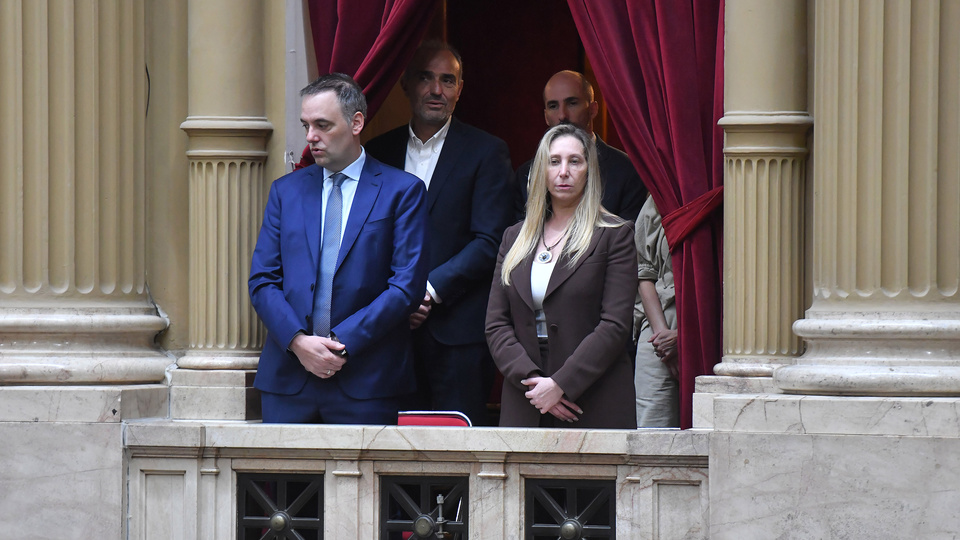 Censura y allanamientos: la arremetida desesperada de los Milei para tapar los audios de las coimas | Deriva autoritaria del Gobierno frente al escándalo de corrupción