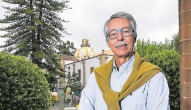 José Miguel Rodríguez, Hijo Predilecto de Teror, en La Alameda.