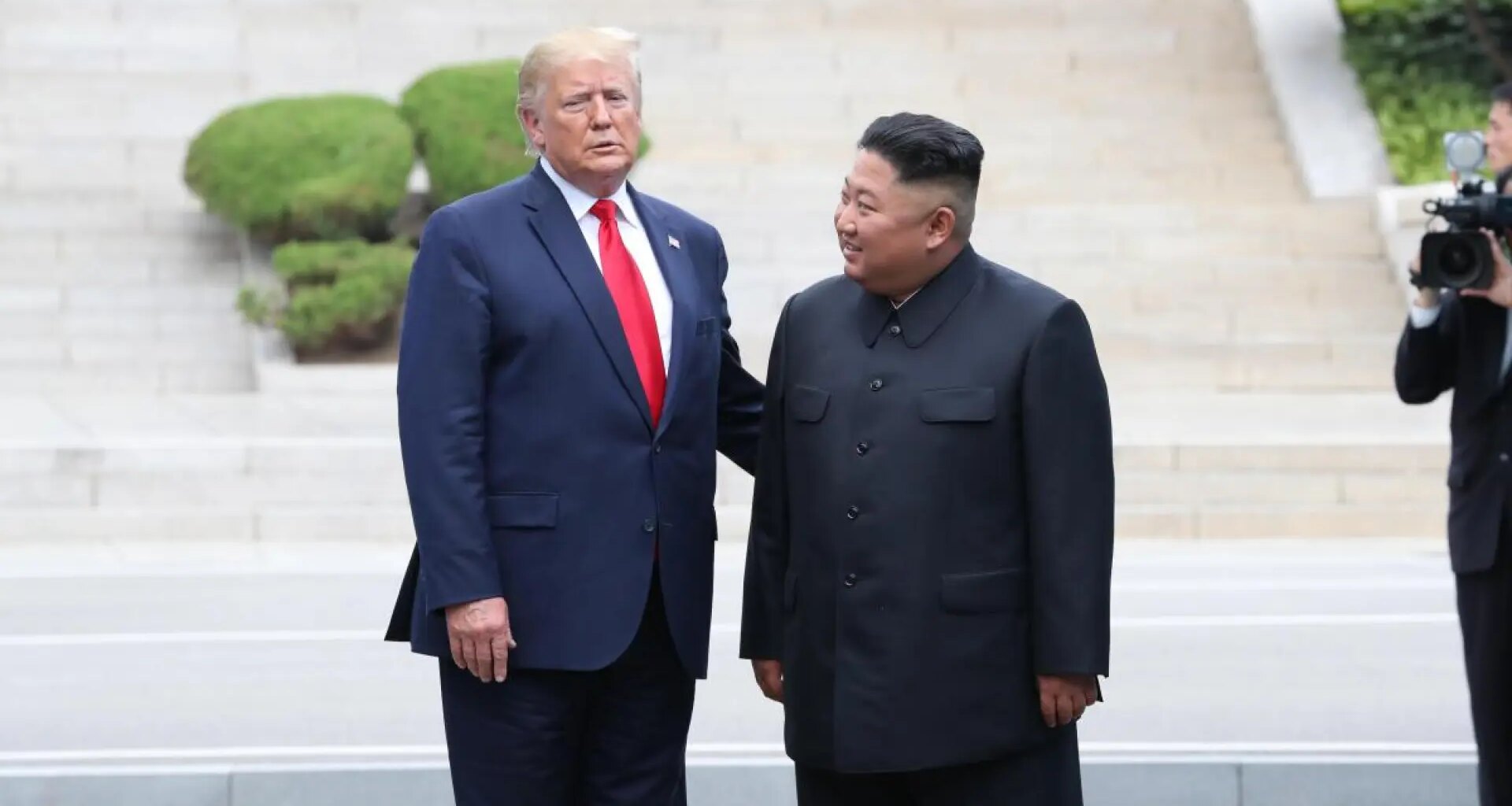 Trump envió a un grupo de 'navy seals' a Corea del Norte en una misión secreta que salió mal, revela 'The New York Times'