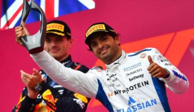 Podio para Carlos Sainz al acabar tercero en el GP de Azerbaiyán