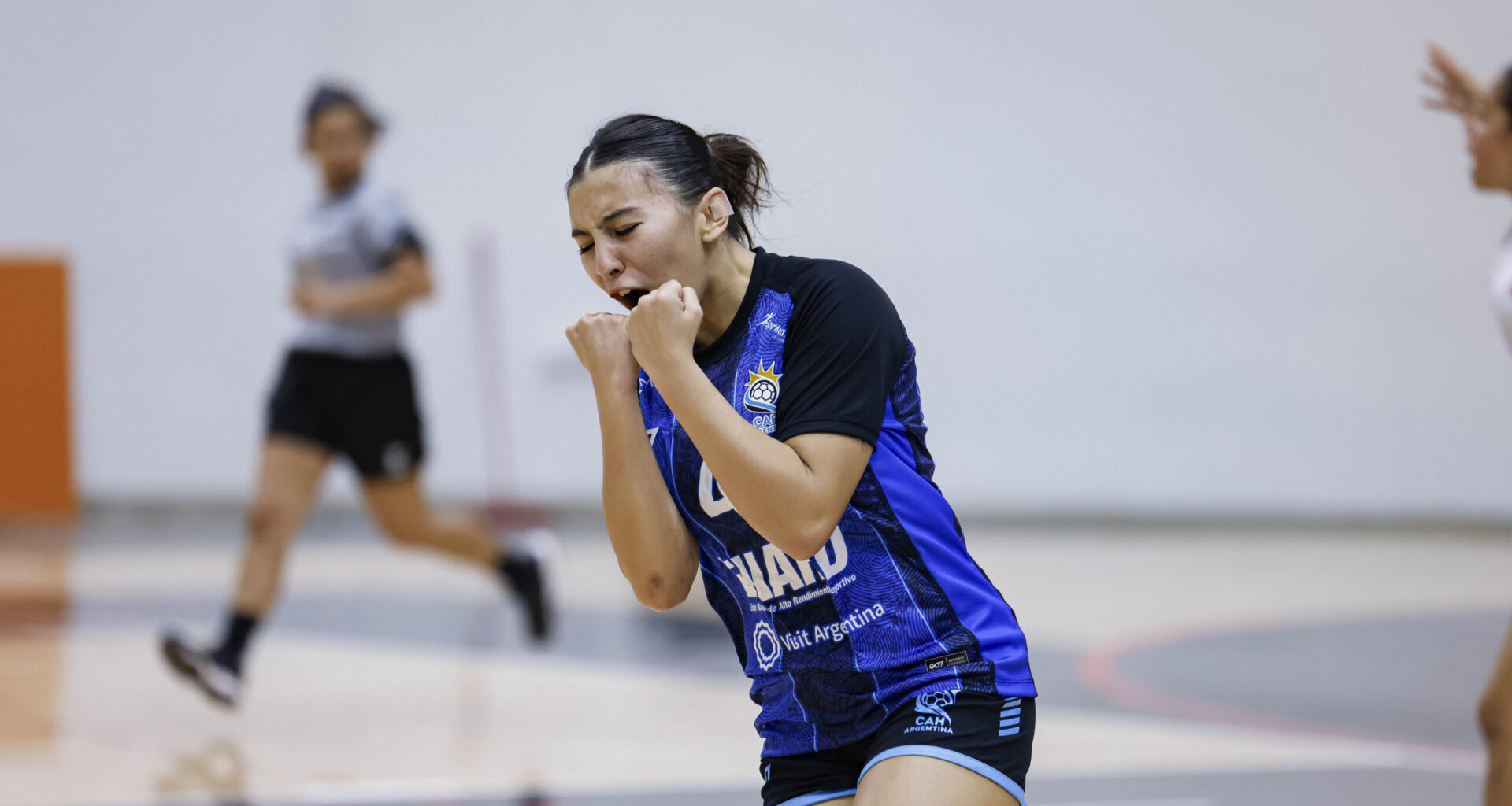 Argentina debutó en el Sur-Centro Cadete con victoria por duplicado