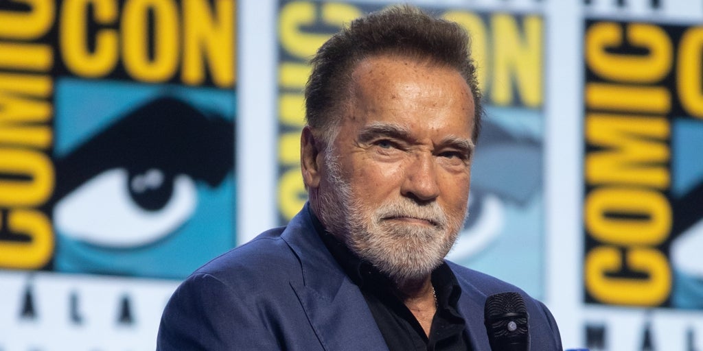 «No dejéis que los partidos políticos os separen»