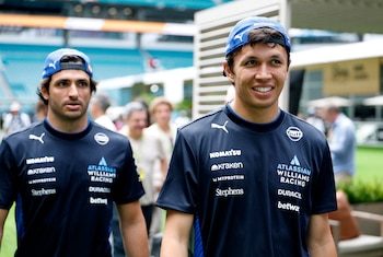 Alex Albon le gana 11-4