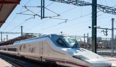 Restablecida la circulación de Alta Velocidad entre Madrid y Barcelona tras un incendio entre Guadalajara y Soria | Economía y negocios