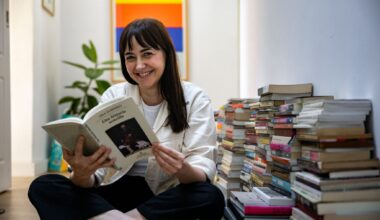Ximena Sáenz trafica libros en los espacios culinarios