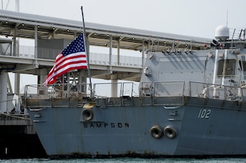 El USS Sampson, destructor clase