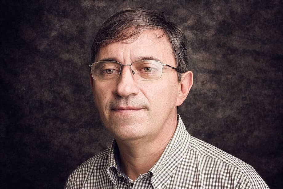 José Zuleta Ortiz ha publicado varios libros de cuentos, poesía y novela.