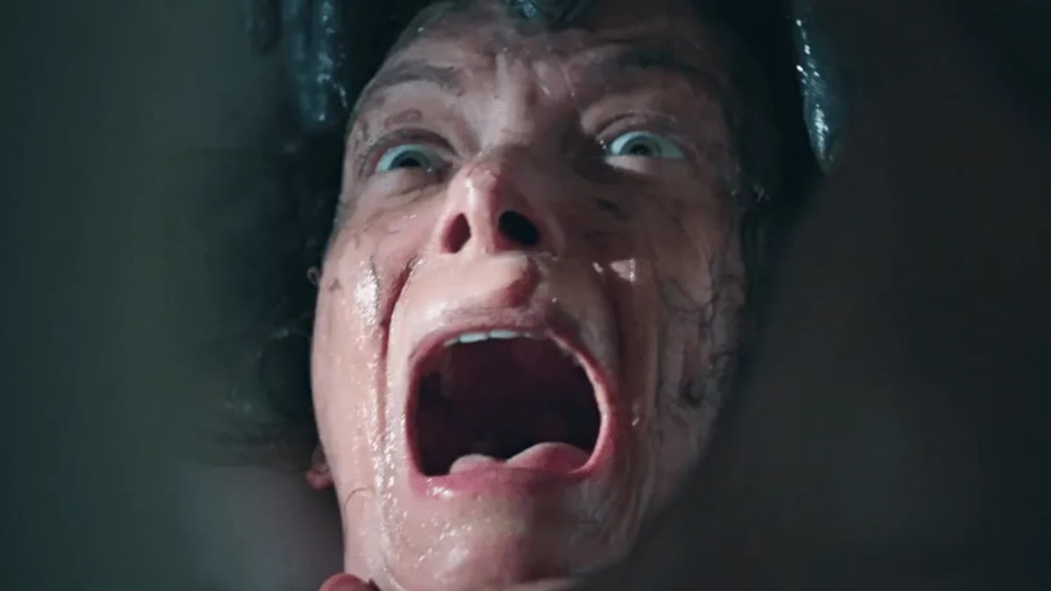 Instalan cámaras ocultas en una sala de cine para la gente que ve ‘Traumatika’’ y no hay lugar a dudas: esta nueva película de terror causa pánico a todos