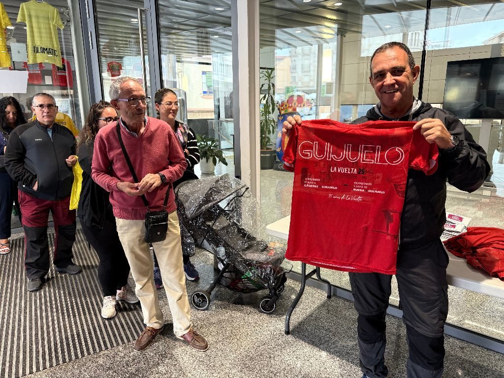 Agotadas las camisetas conmemorativas de La Vuelta