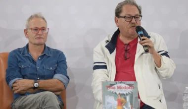 Paco Ignacio Taibo II visita Puebla y presenta: "Tina Modotti. Una mujer del Siglo XX"