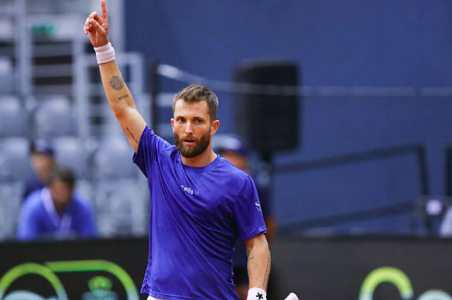Corentin Moutet y su primera victoria en Copa Davis. Fuente: Getty