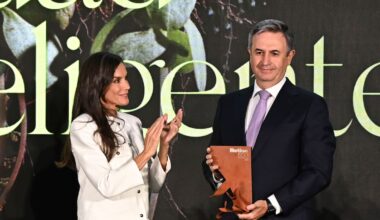 La reina Letizia celebra la sostenibilidad y la innovación tecnológica empresarial en los Premios Retina 2025 | Sociedad