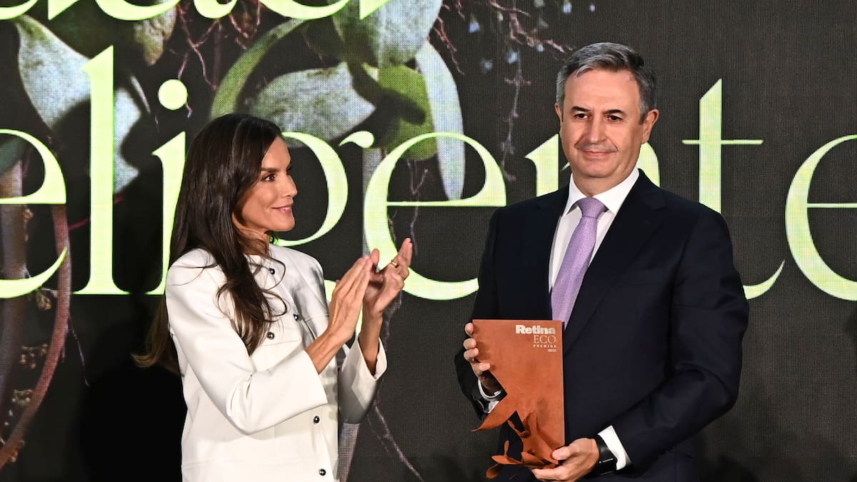 La reina Letizia celebra la sostenibilidad y la innovación tecnológica empresarial en los Premios Retina 2025 | Sociedad
