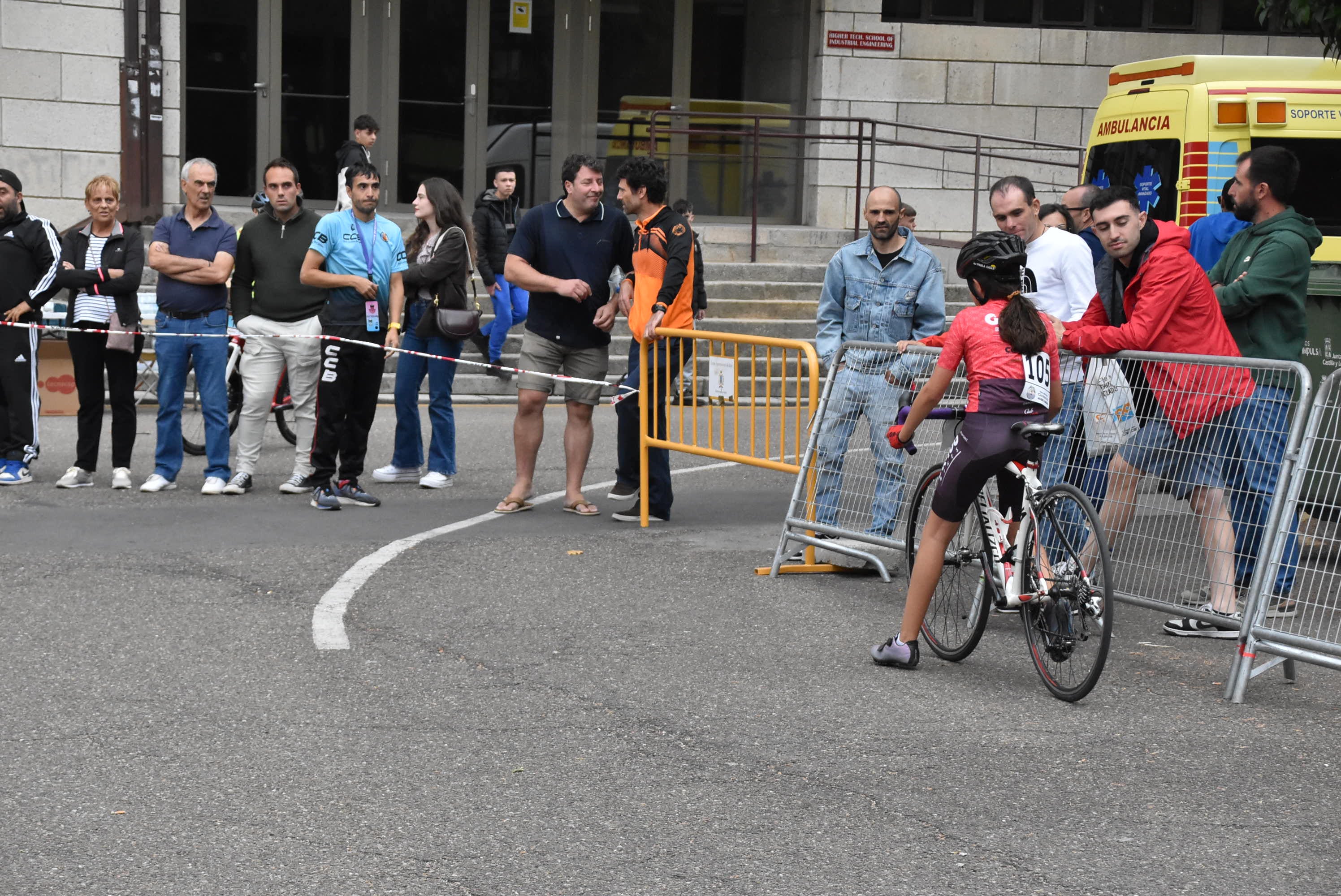 Buen ambiente en el Criterium de Dueñas en Béjar