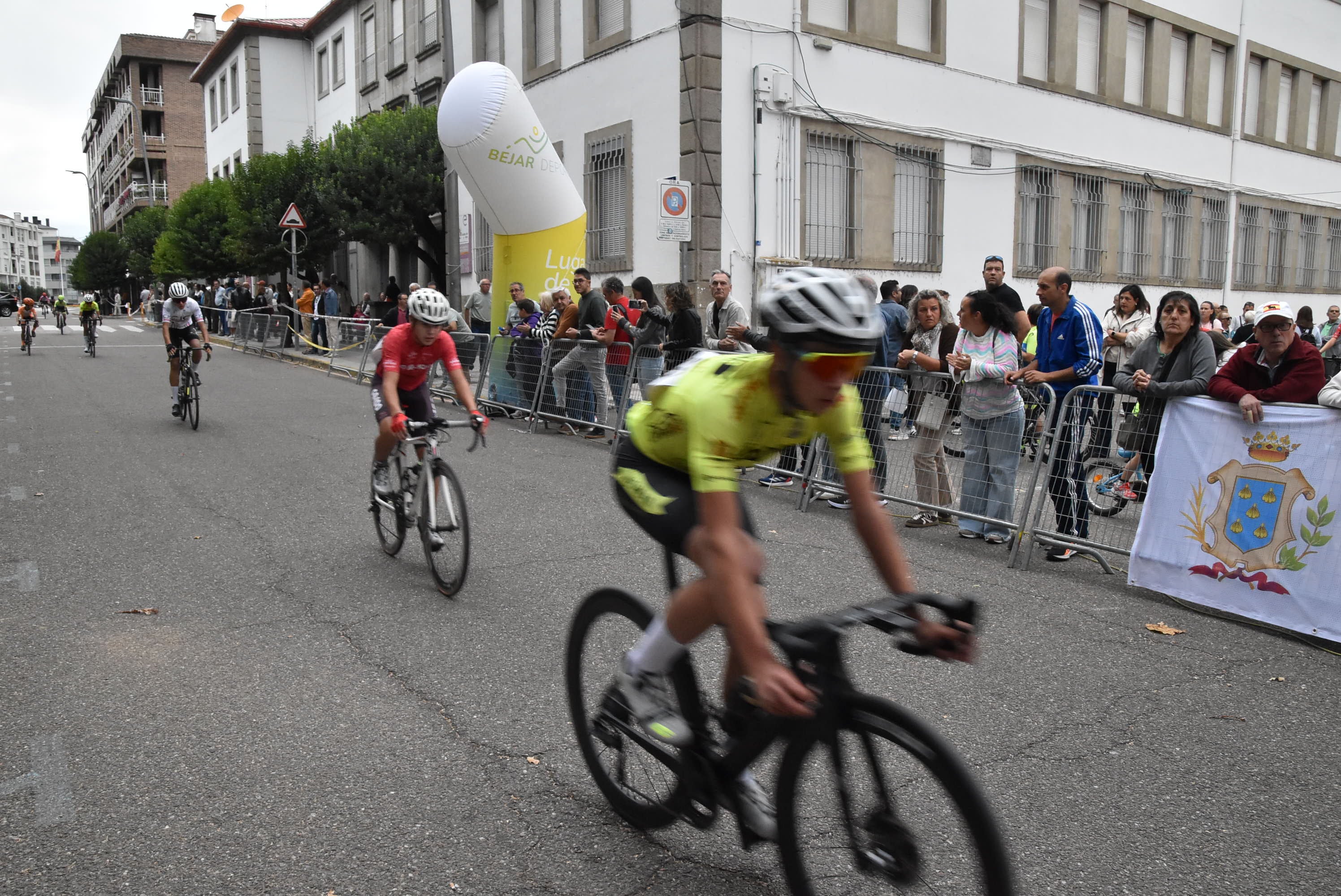 Buen ambiente en el Criterium de Dueñas en Béjar