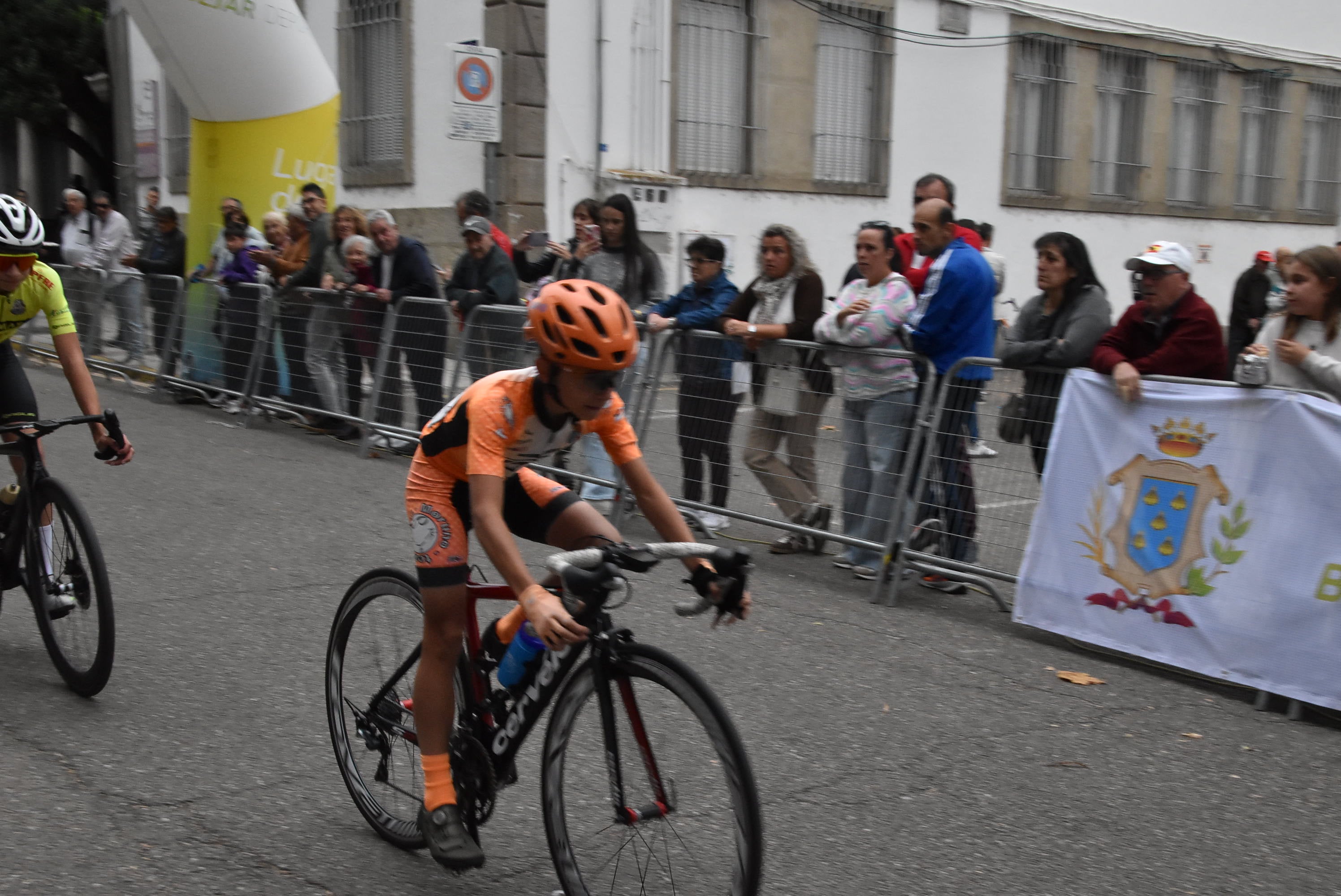 Buen ambiente en el Criterium de Dueñas en Béjar