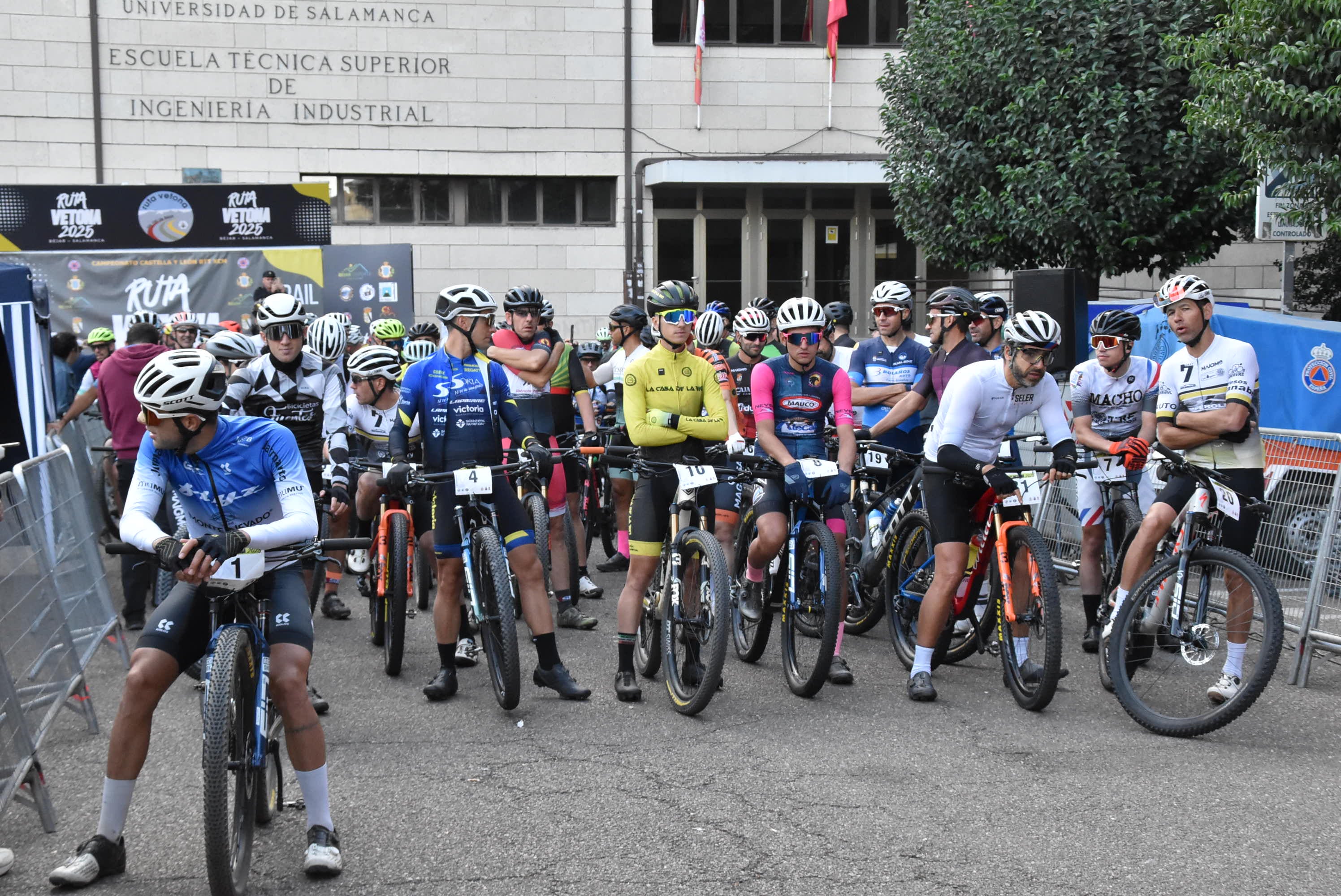 La Ruta Vetona llena Béjar de deporte
