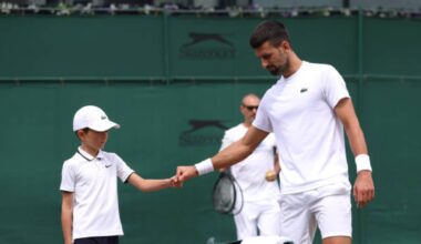 Djokovic reaparece en Grecia peloteando con su hijo. Foto: Gettyimages