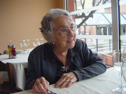 Nadie le echaría 101 años a María Branyas en esta imagen de 2008. Salvo una sordera y los achaques de movilidad propios de la edad, María no tuvo patologías cardíacas, tumores o trastornos neurodegenerativos.