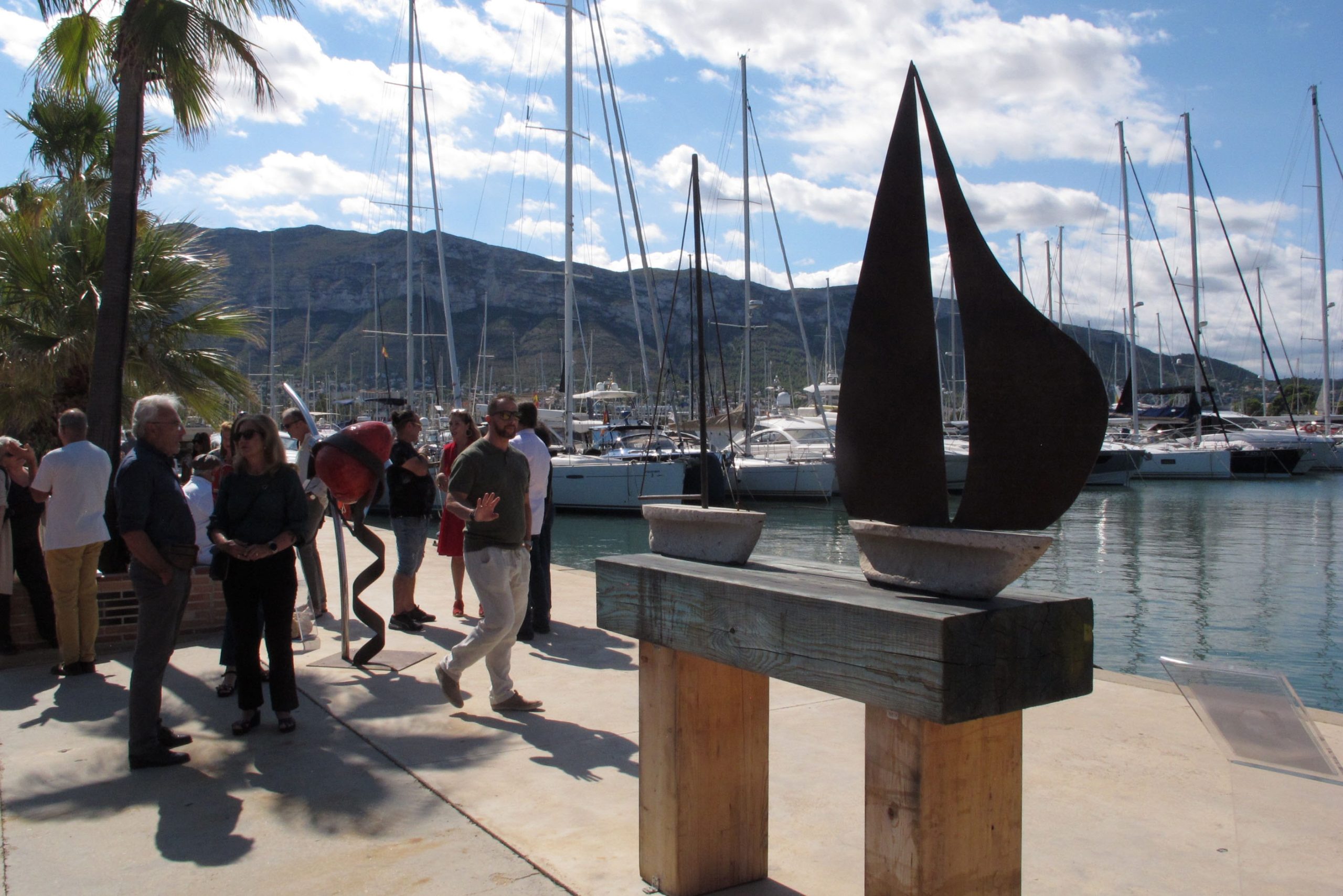 «Levedad», la mejor escultura frente al mar de Dénia tras una votación popular de más de 1.000 personas