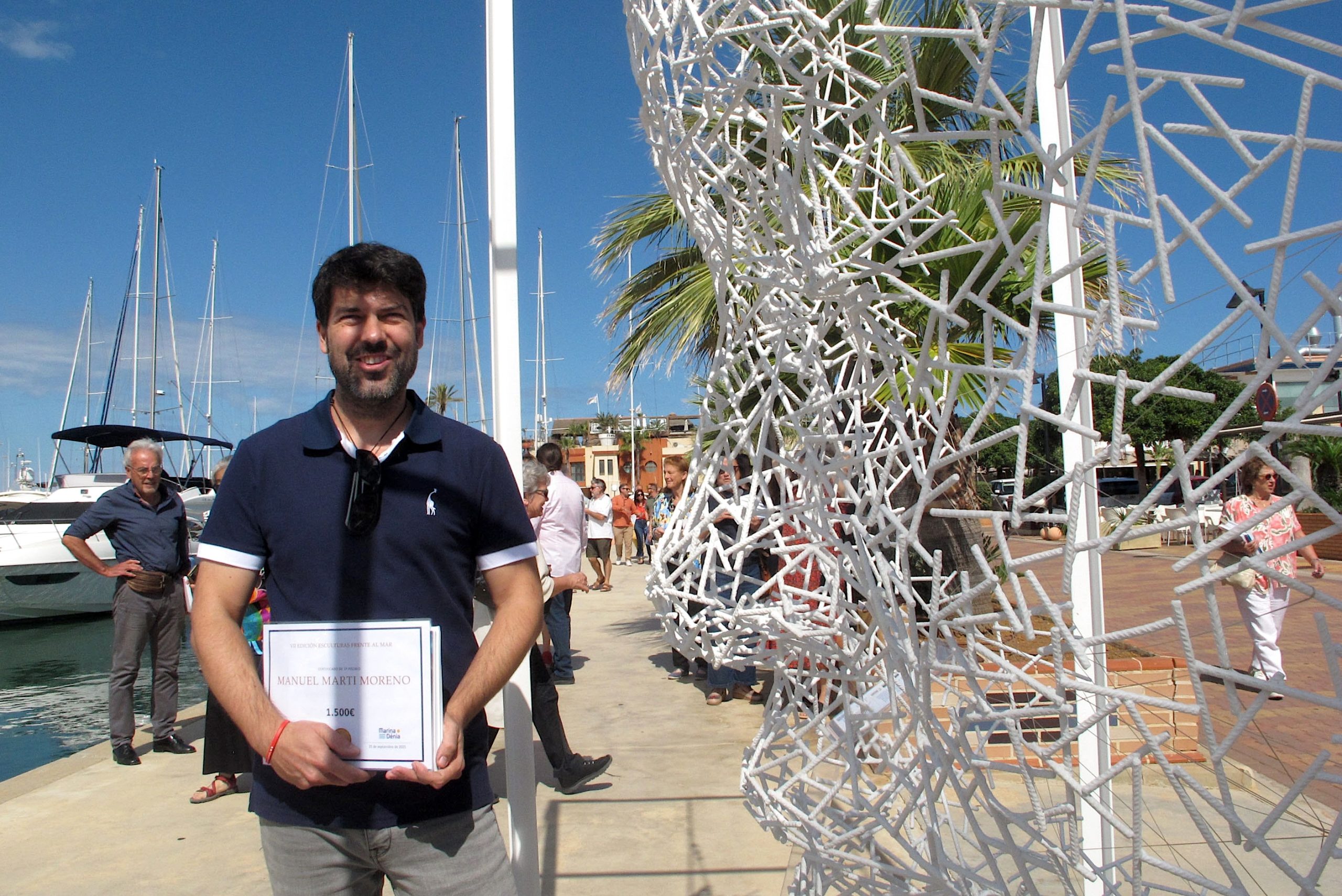 «Levedad», la mejor escultura frente al mar de Dénia tras una votación popular de más de 1.000 personas