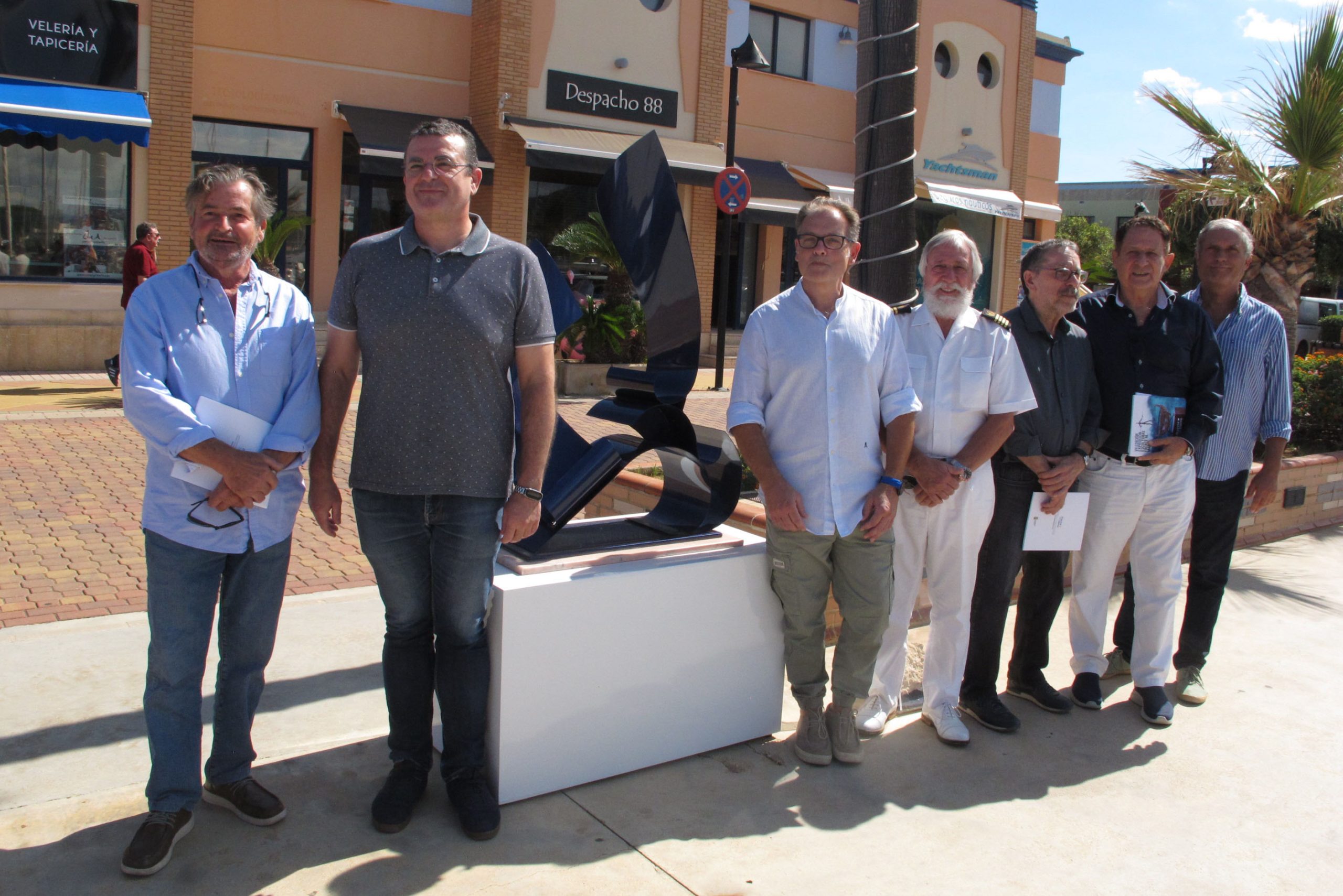 «Levedad», la mejor escultura frente al mar de Dénia tras una votación popular de más de 1.000 personas