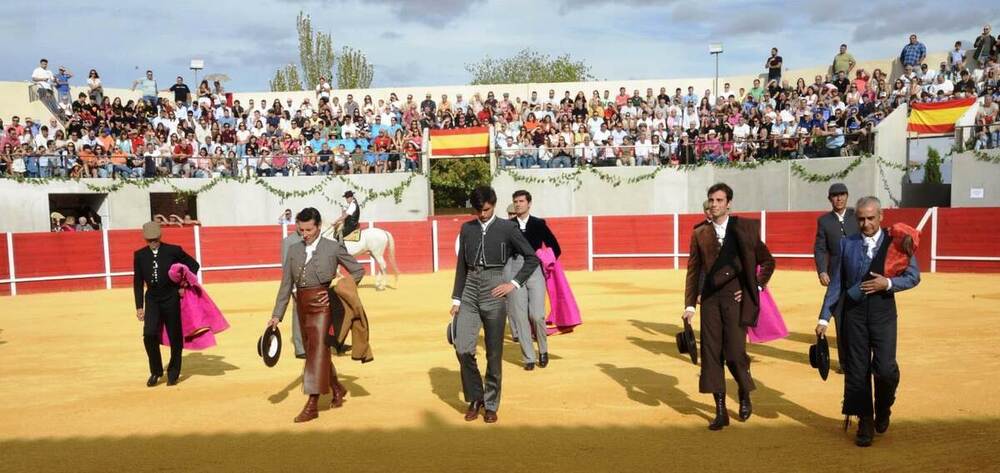 Alaejos, nueva plaza de toros y derroche de torería