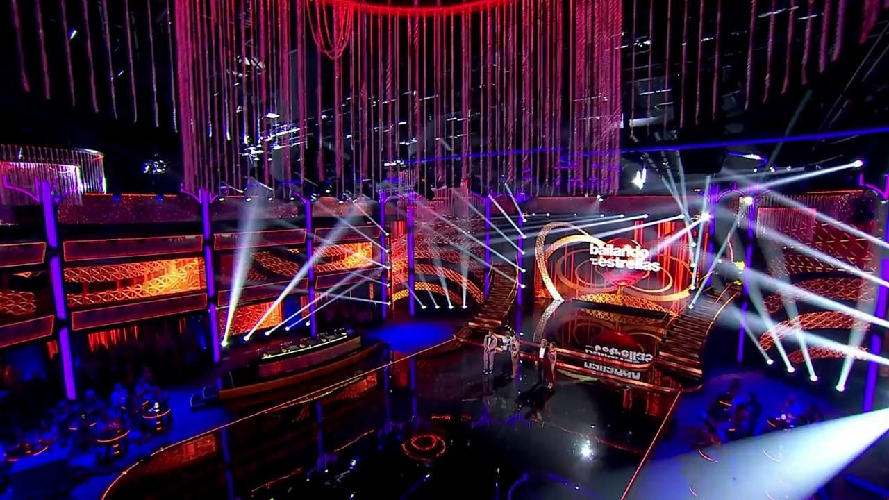 'Bailando con las estrellas' expulsa a un concursante y dos nuevas parejas tendrán que batirse en duelo para seguir en el programa