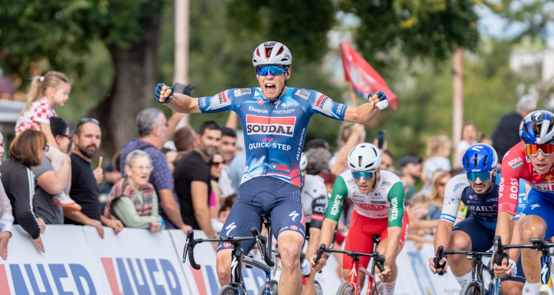 1ª CRO Race: Magnier remata a Uriarte y Van Poppel