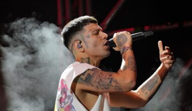 Duki da el salto a Netflix como un auténtico 'Rockstar': dónde y cuándo ver el documental | LOS40 Urban
