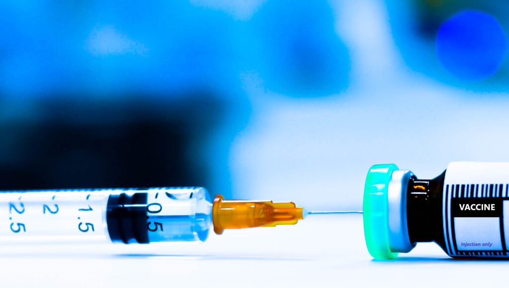 Andalucía inicia la campaña de vacunación frente a la bronquiolitis en niños menores de seis meses