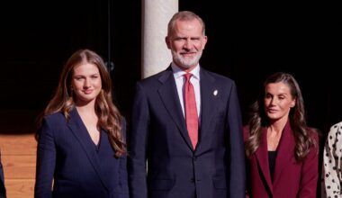 Felipe y Letizia cierran el círculo: su simbólica visita con Leonor al escenario de su último acto como príncipes de Viana hace una década