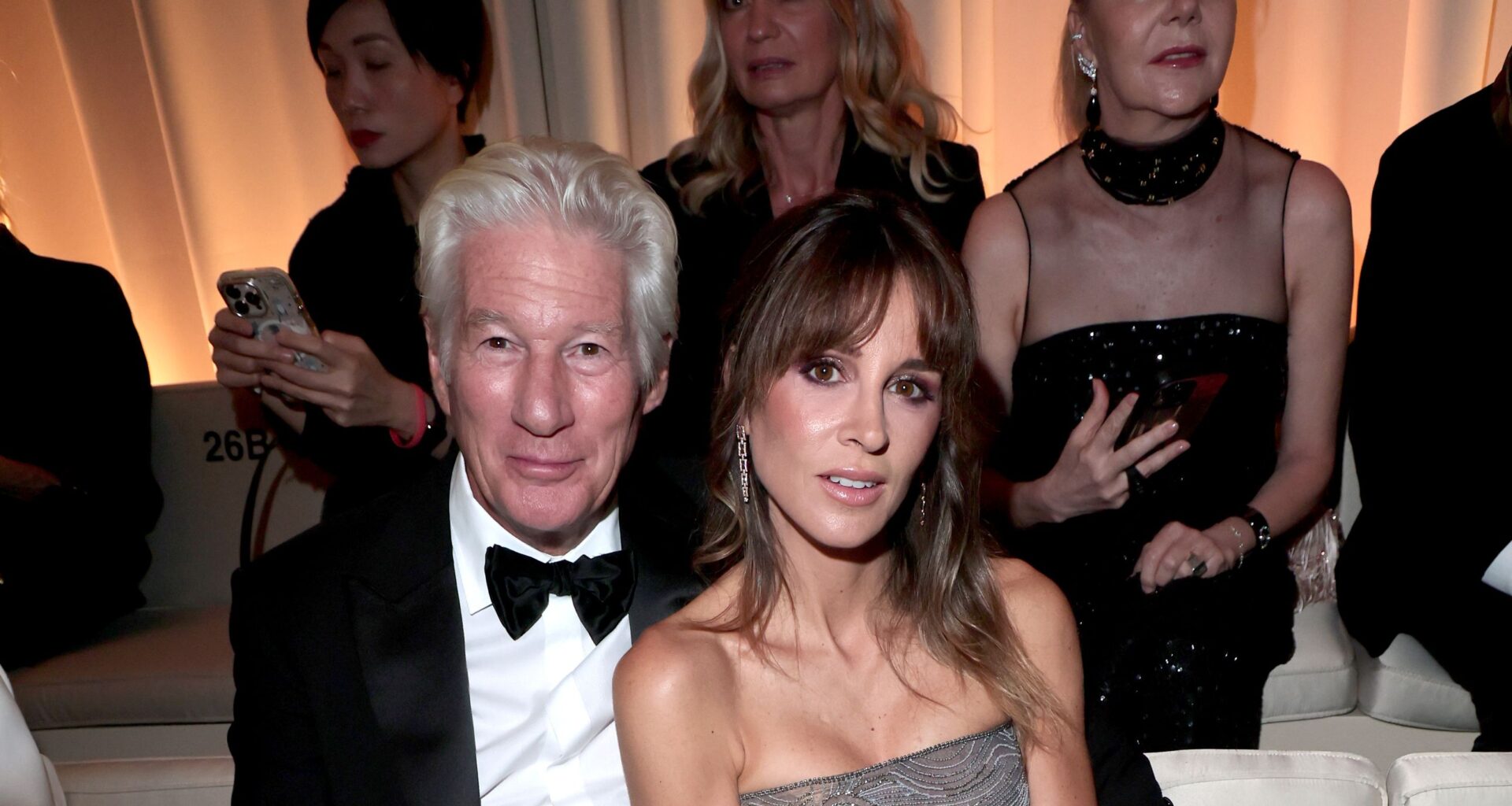 Richard Gere, Antonia dell'Atte, Lauren Hutton, Eugenia Silva… El círculo más cercano de Giorgio Armani acude a su último desfile en Milán