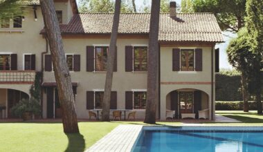 Hasta siempre, Giorgio Armani: hacemos un recorrido por las maravillosas casas que marcaron su vida