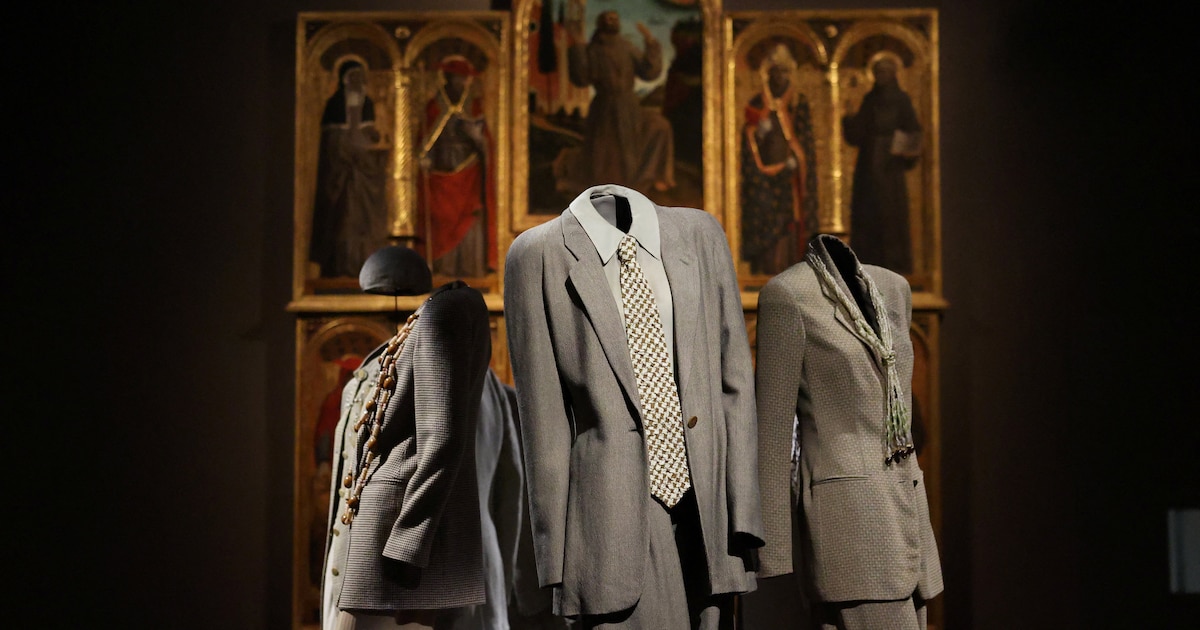 Una muestra reúne el legado de Giorgio Armani con Caravaggio y Rafael