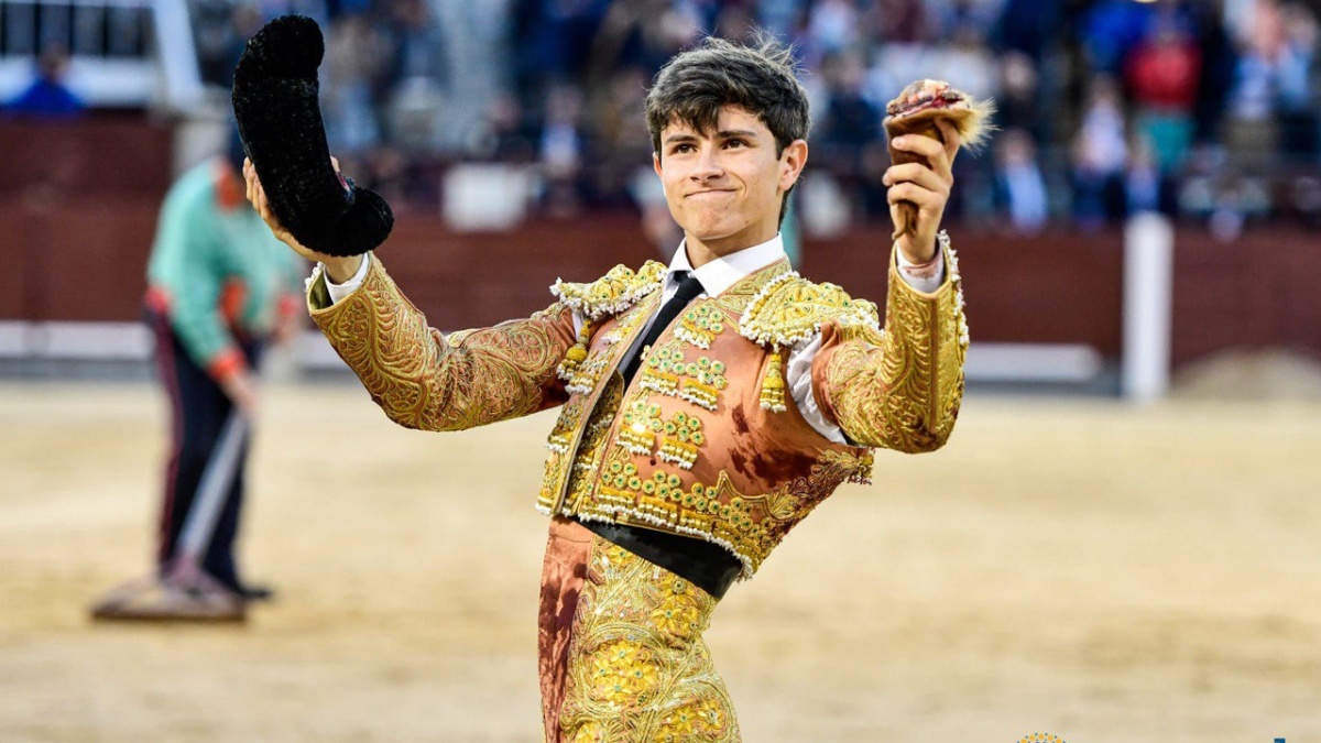Aarón Palacio reaparece mañana en Albacete