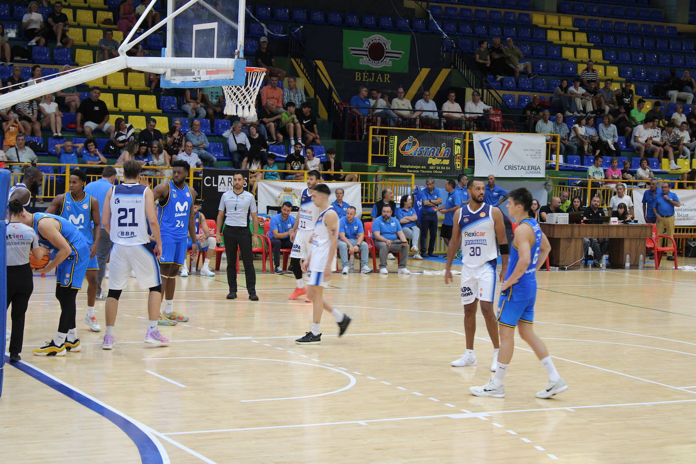 Béjar disfruta con el baloncesto