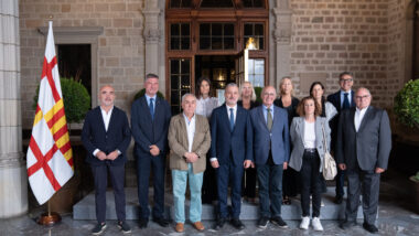 La ciudad se suma al manifiesto unitario del Día de las Personas Mayores | Info Barcelona